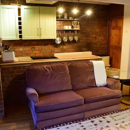 Apartment Rock -near Centre-free On Street Parking-free Wi-fi Leeds (West Yorkshire)