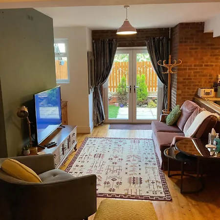 Rock -near Centre-free On Street Parking-free Wi-fi לידס