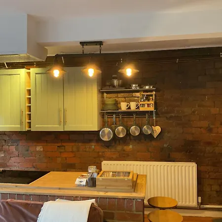 Apartamento Rock -near Centre-free On Street Parking-free Wi-fi